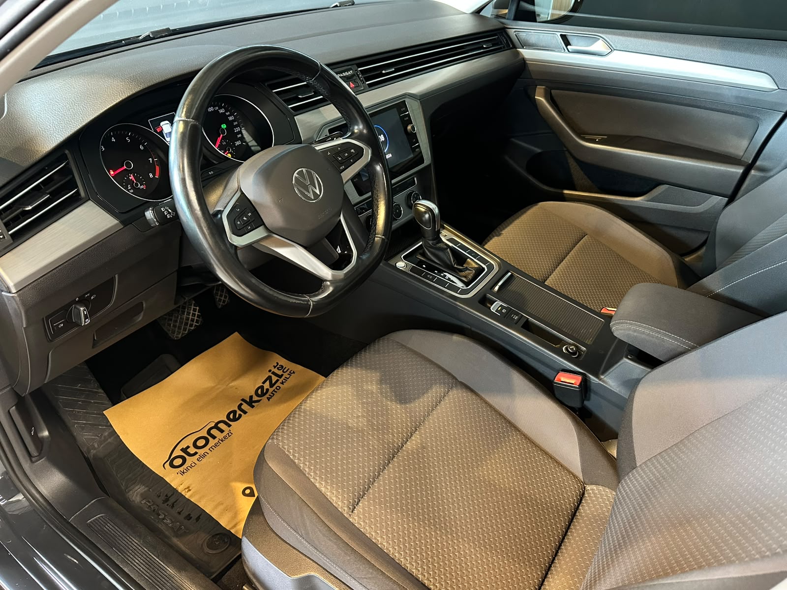 VOLKSWAGEN PASSAT 7